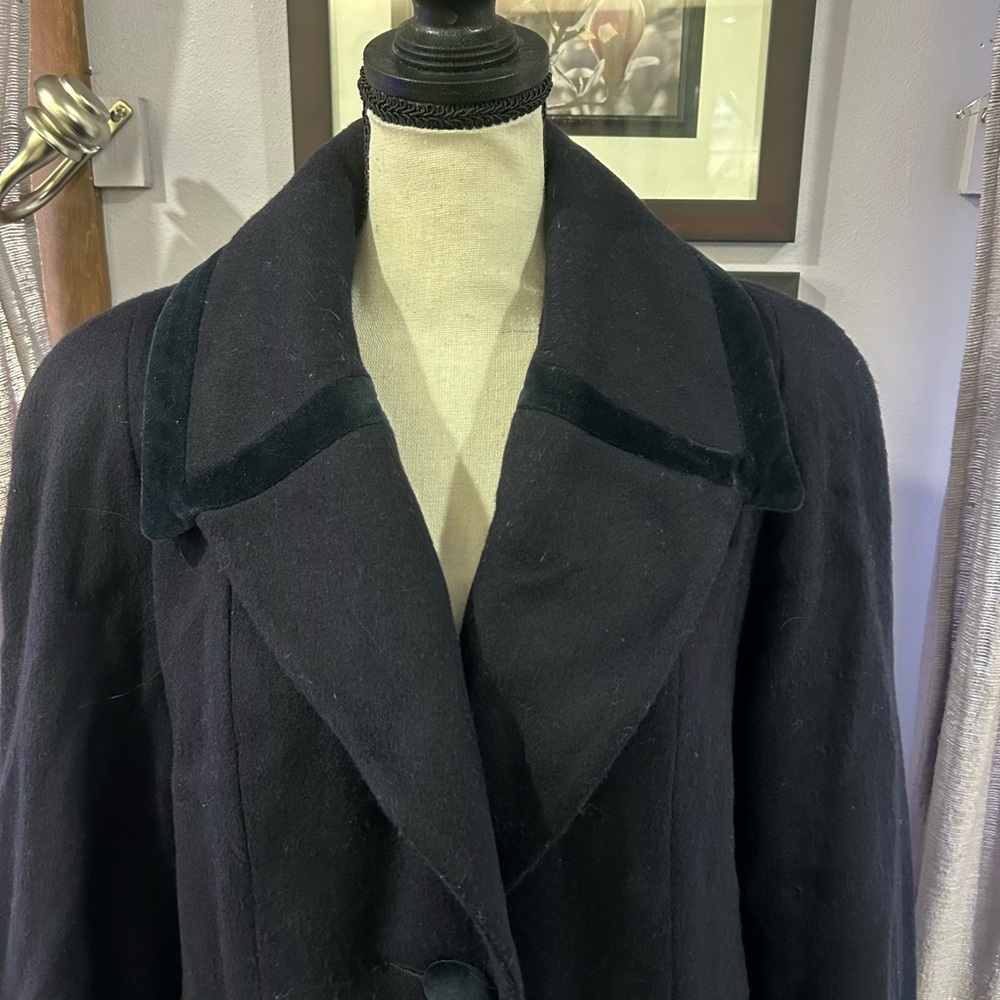Vintage Alorna Wool Coat - Picture 4 of 9